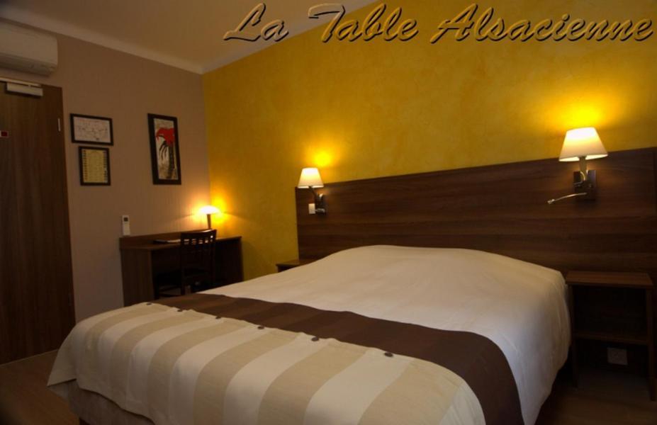 La Table Alsacienne Hotel Farebersviller Bagian luar foto