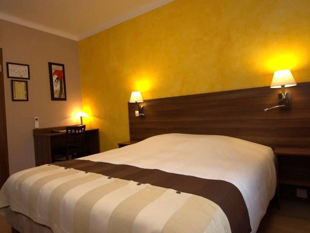 La Table Alsacienne Hotel Farebersviller Bagian luar foto